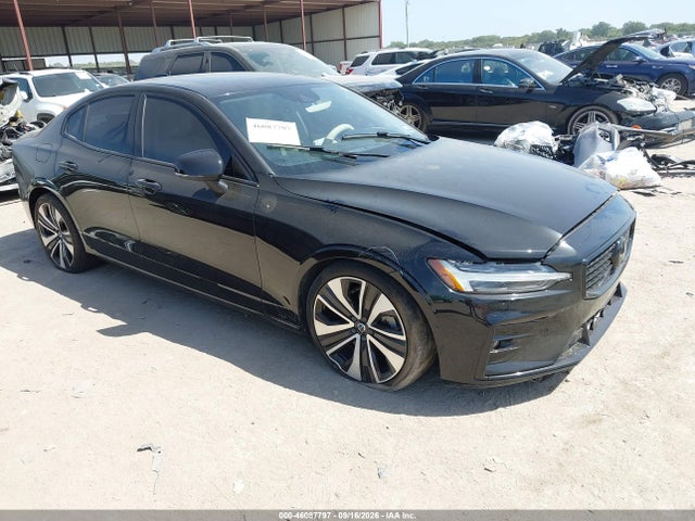 2022 VOLVO S60 B5 MOMENTUM