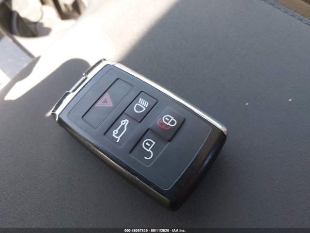 2018 LAND ROVER DISCOVERY HSE 11