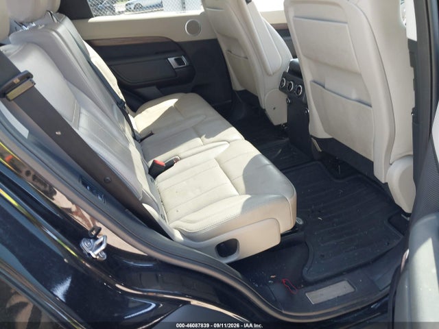 2018 LAND ROVER DISCOVERY HSE 8