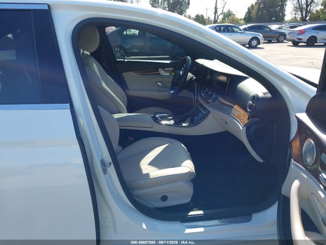 2017 MERCEDES-BENZ E 300 5
