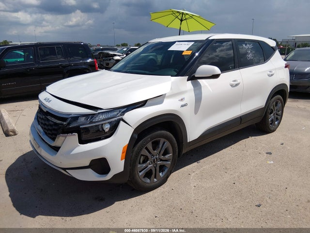 2023 KIA SELTOS LX 2