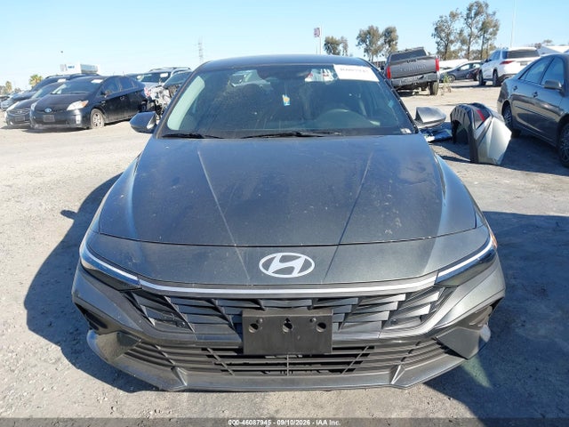 2026 HYUNDAI ELANTRA SE 13
