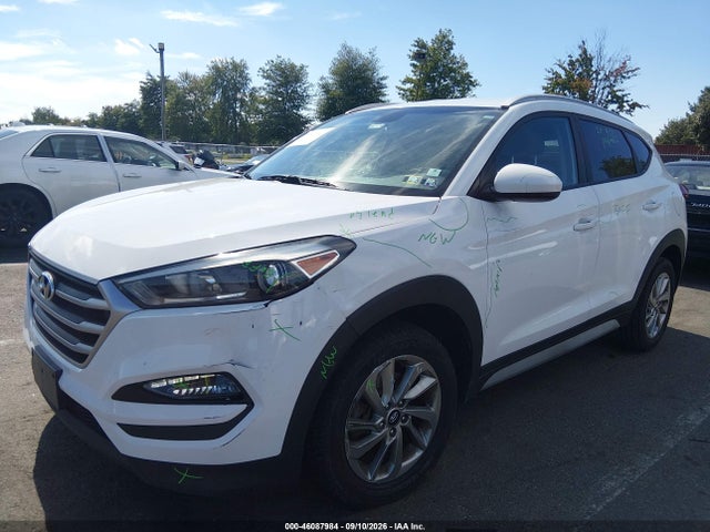2017 HYUNDAI TUCSON SE 6