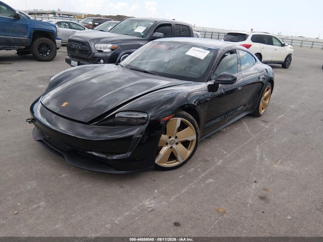 2022 PORSCHE TAYCAN 2