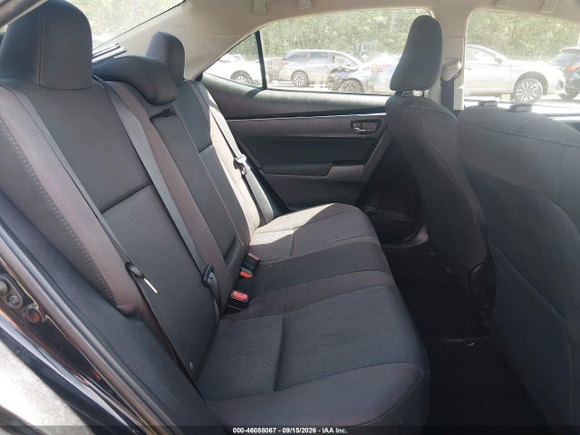 2017 TOYOTA COROLLA LE 8