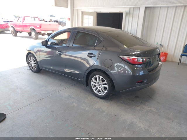 2018 TOYOTA YARIS IA 3