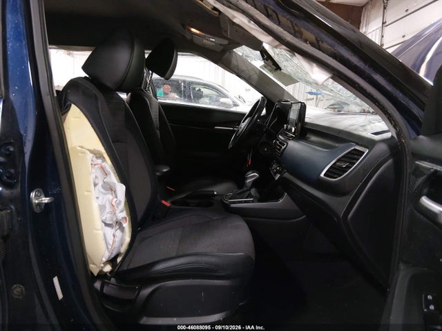 2021 KIA SELTOS S 5
