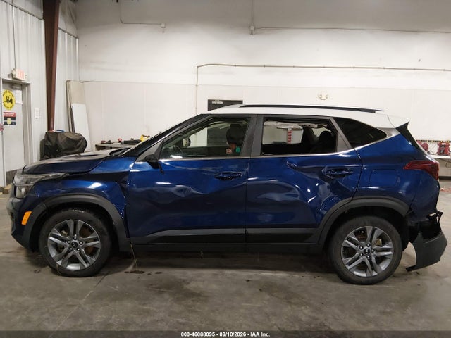 2021 KIA SELTOS S 6