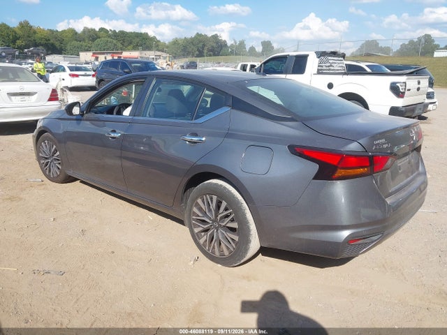 2023 NISSAN ALTIMA SV FWD 3