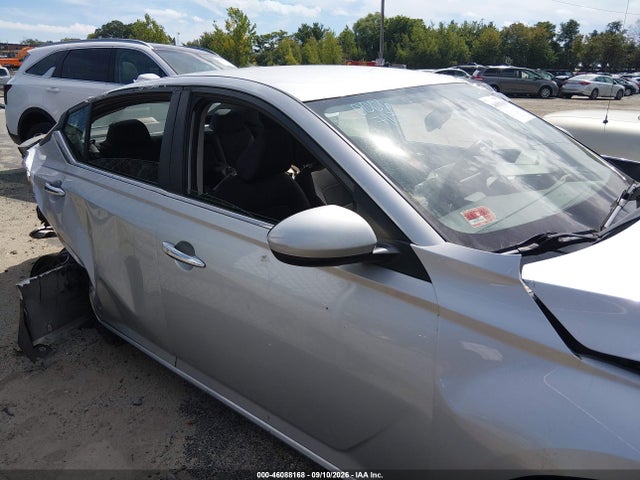 2019 NISSAN ALTIMA 2.5 S 13