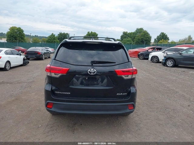 2019 TOYOTA HIGHLANDER XLE 16