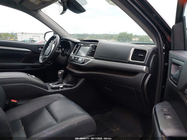 2019 TOYOTA HIGHLANDER XLE 5