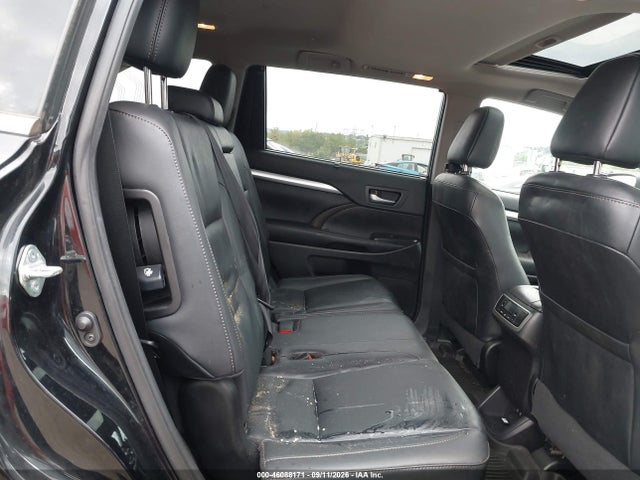 2019 TOYOTA HIGHLANDER XLE 8