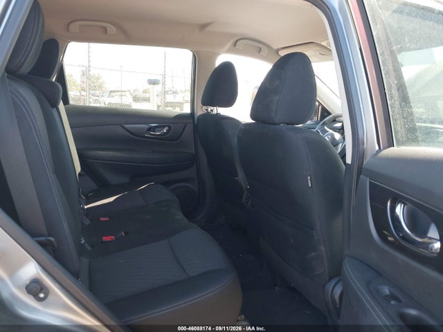 2017 NISSAN ROGUE SV 8