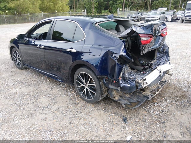 2021 TOYOTA CAMRY SE 3