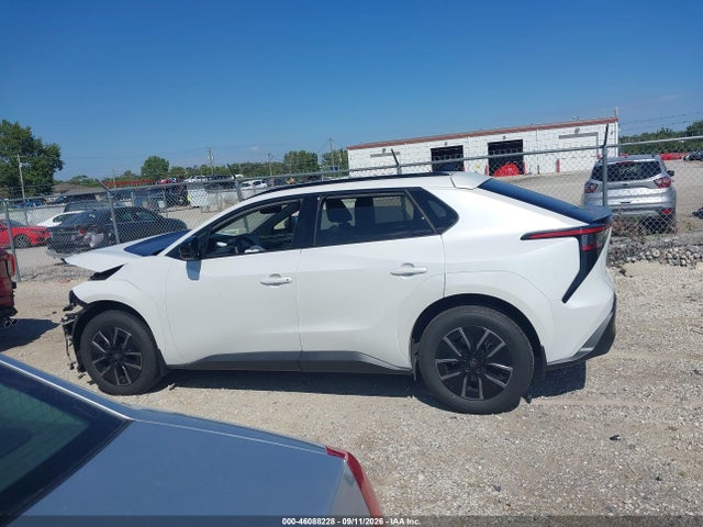 2026 TOYOTA BZ XLE PLUS 14