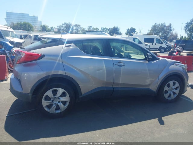 2020 TOYOTA C-HR LE 12