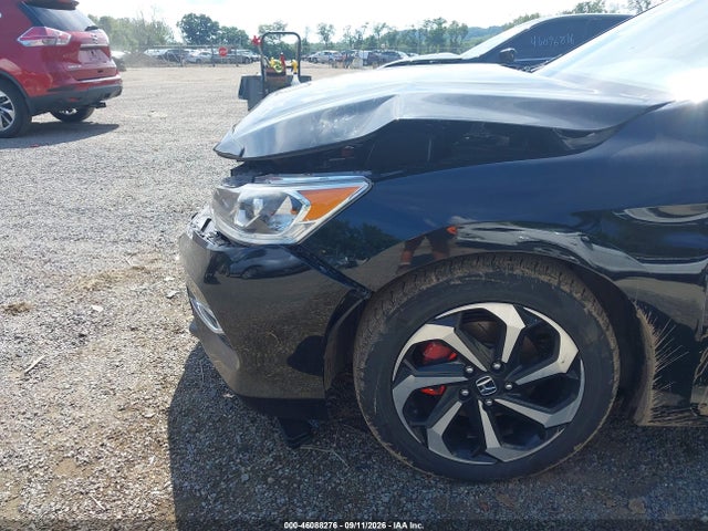 2017 HONDA ACCORD EX 18