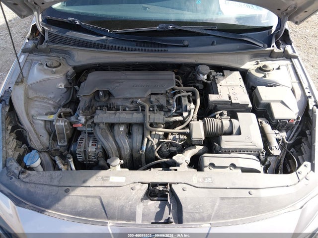2023 HYUNDAI ELANTRA SE 10