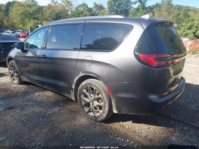 2022 CHRYSLER PACIFICA TOURING L AWD 3