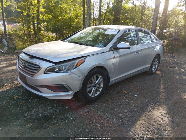 2017 HYUNDAI SONATA SE 2