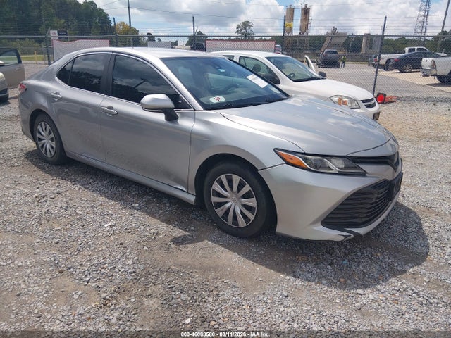 2019 TOYOTA CAMRY HYBRID LE