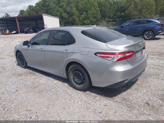 2019 TOYOTA CAMRY HYBRID LE 3
