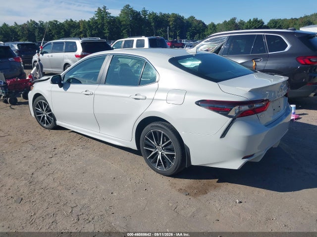 2023 TOYOTA CAMRY SE 3
