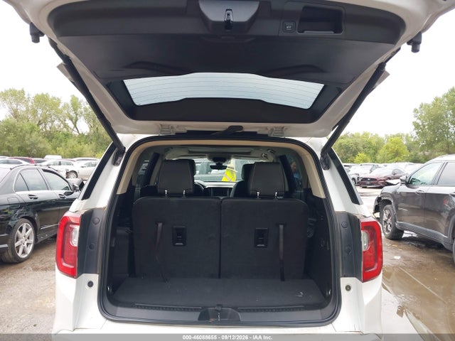 2022 GMC ACADIA AWD DENALI 17