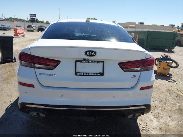 2019 KIA OPTIMA S 16