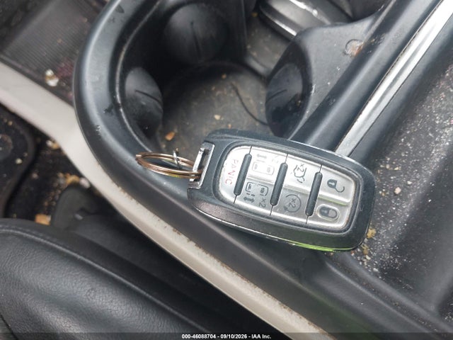 2017 CHRYSLER PACIFICA TOURING-L 11