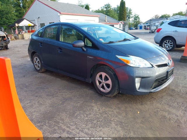 2013 TOYOTA PRIUS TWO