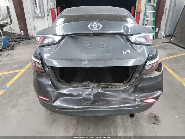 2017 TOYOTA YARIS IA 6