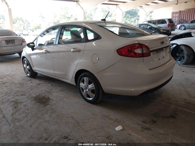 2013 FORD FIESTA S 照片 3