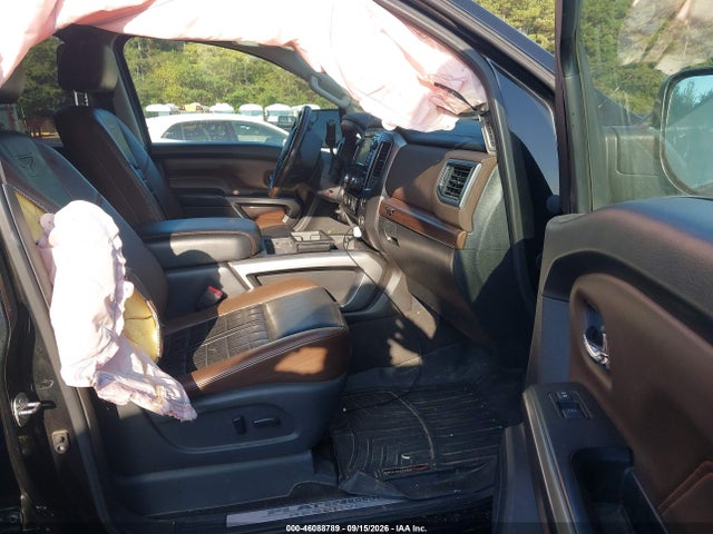 2017 NISSAN TITAN PLATINUM RESERVE 5