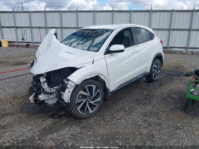 2019 HONDA HR-V LX 2