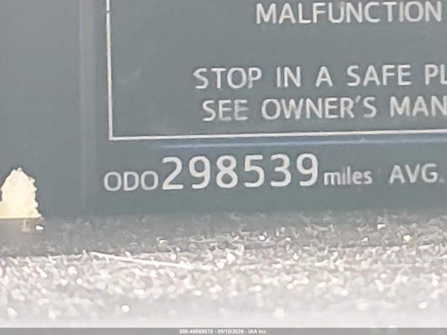 2017 TOYOTA PRIUS V FOUR 15