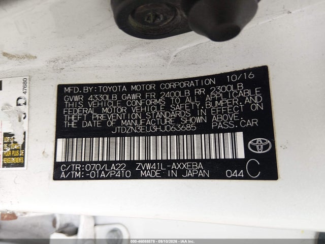 2017 TOYOTA PRIUS V FOUR 9
