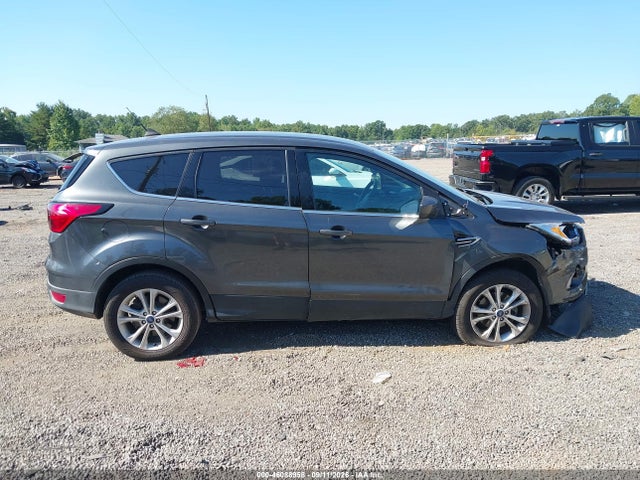 2019 FORD ESCAPE SE 13