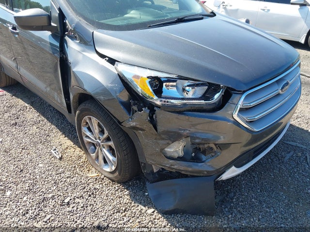 2019 FORD ESCAPE SE 6