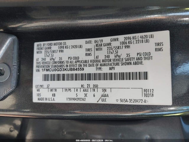 2019 FORD ESCAPE SE 9