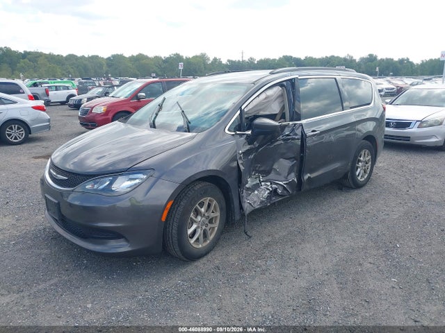 2021 CHRYSLER VOYAGER LXI 2