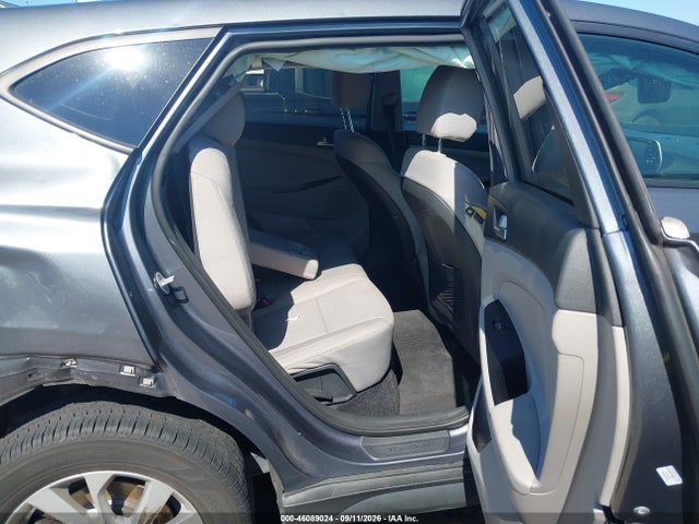2019 HYUNDAI TUCSON SE 8