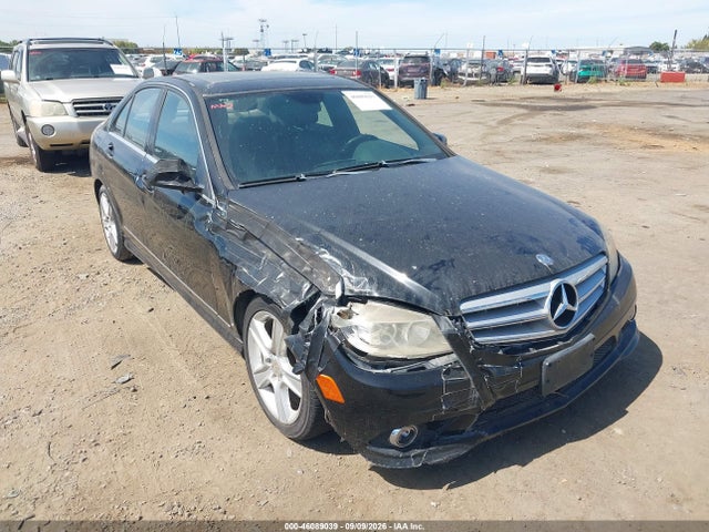 2010 MERCEDES-BENZ C 300 LUXURY/SPORT