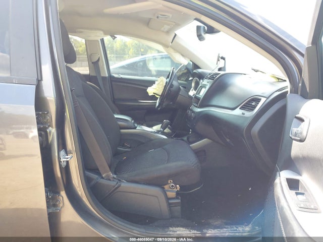 2019 DODGE JOURNEY SE 5