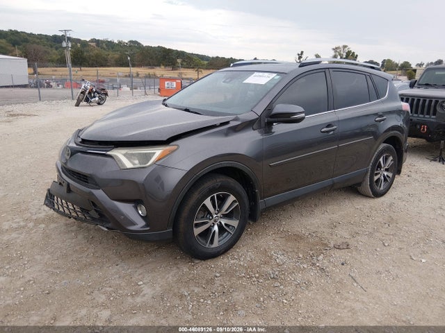 2017 TOYOTA RAV4 XLE 2