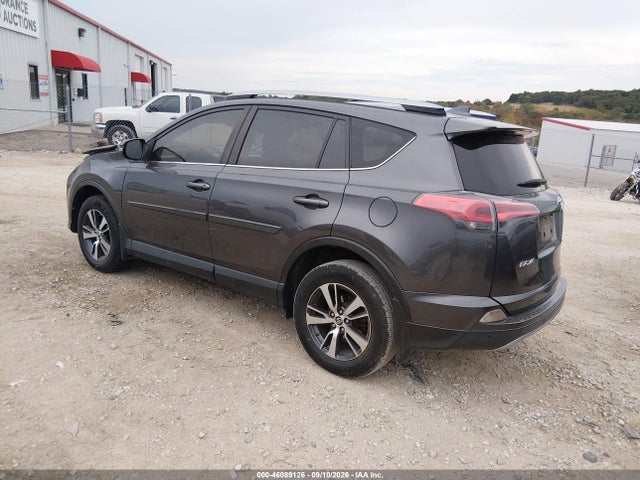2017 TOYOTA RAV4 XLE 3
