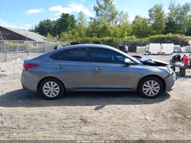 2019 HYUNDAI ACCENT SE 14