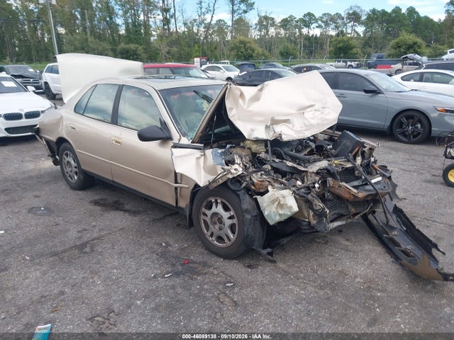 1996 TOYOTA CAMRY LE/XLE/SE