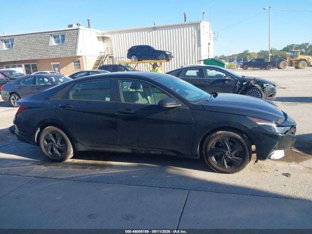 2022 HYUNDAI ELANTRA SEL 14